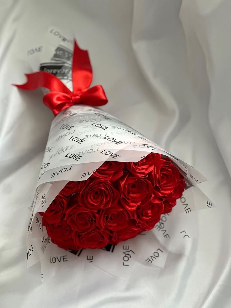 Classic Red Rose Love Bouquet